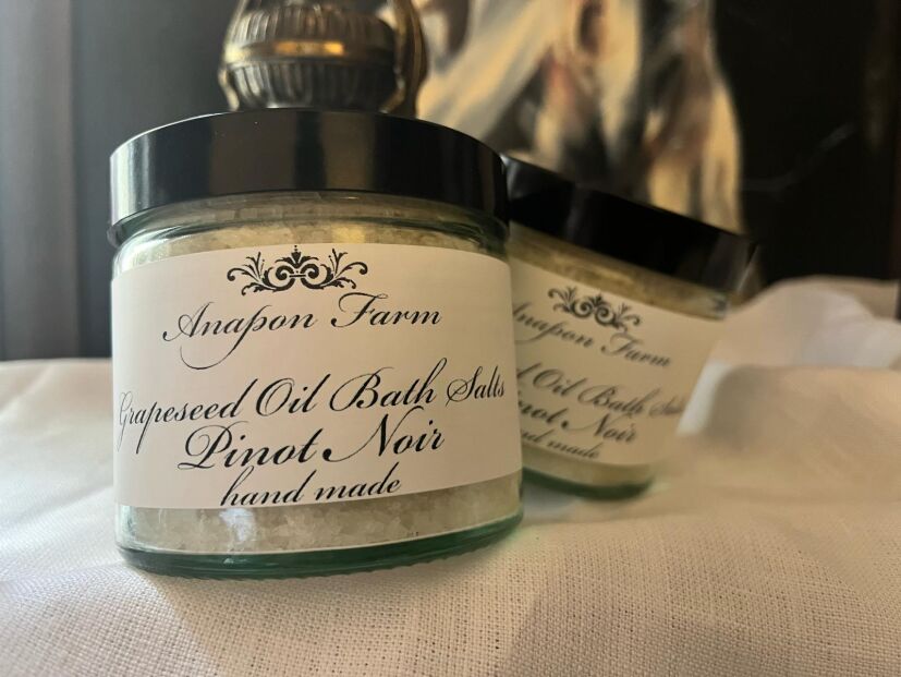 Grapeseed Oil Bath Salts PINOT NOIR